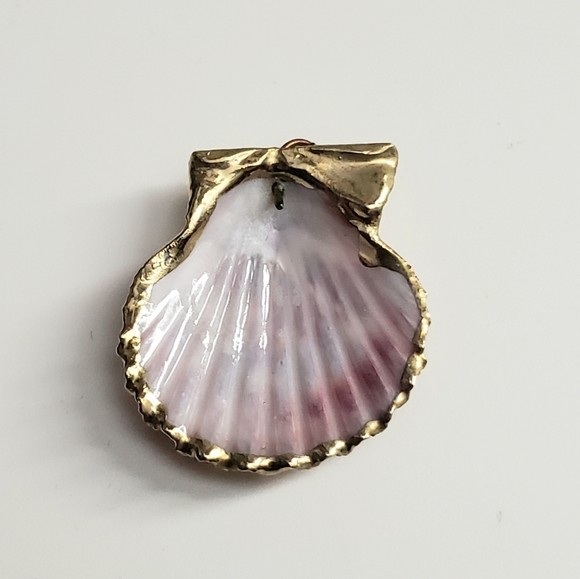 Seashell Pendant with Gold Edging. No Chain - Picture 4 of 7